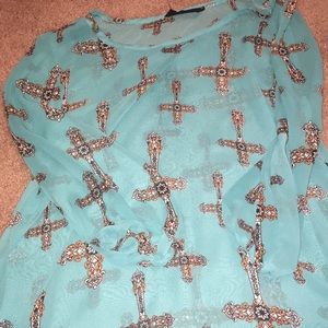 Women’s Cross Shirt